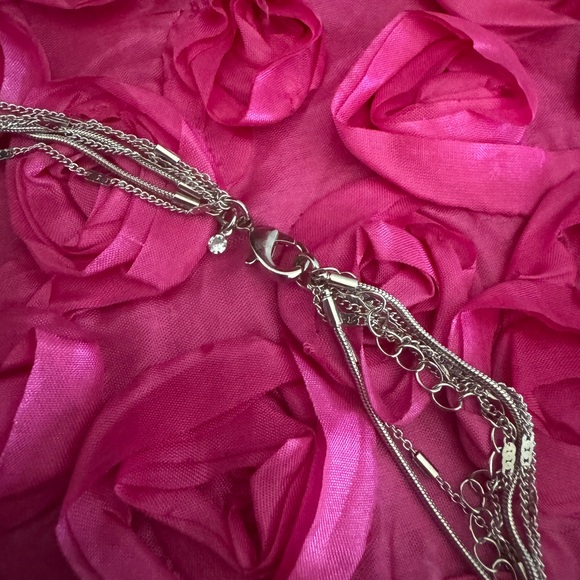 Beautiful multi necklace 🩶 - Picture 5 of 5